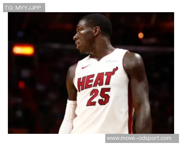 哈克斯开季表现出色场均157分7篮板期待保持健康状态